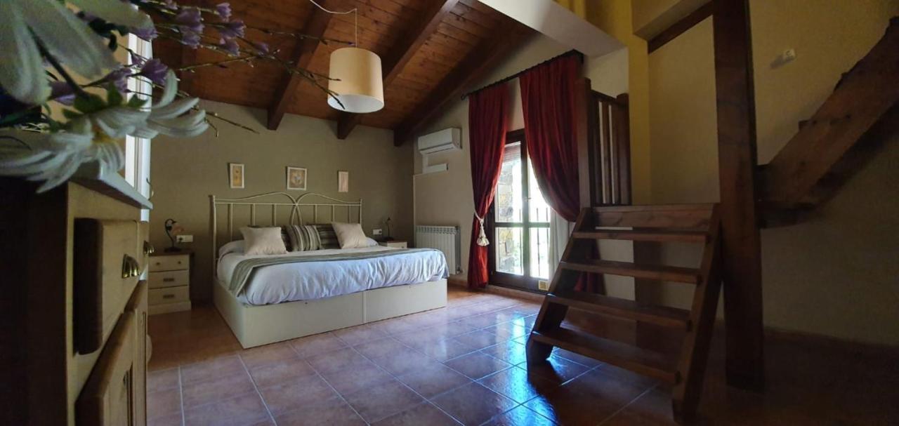 Hotel Casa Tejedor Las Almunias Bagian luar foto