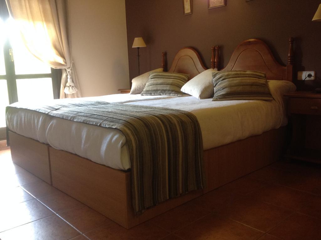 Hotel Casa Tejedor Las Almunias Bagian luar foto